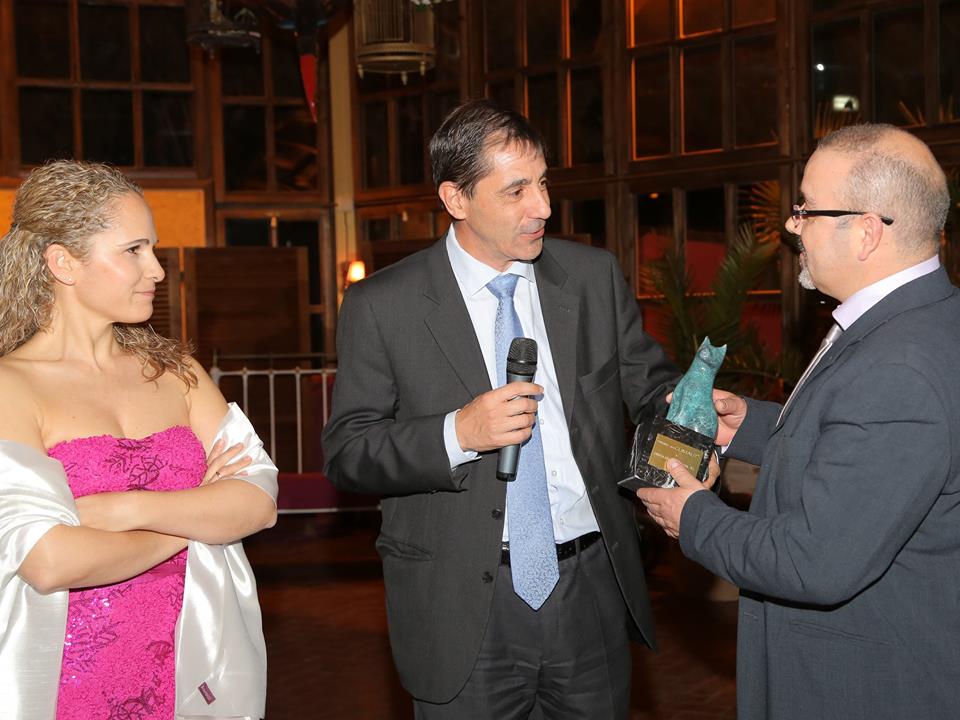 https://sg.climalit.es/blog/wp-content/uploads/2015/05/Entrega-Trofeo-Gato-Climalit.jpg