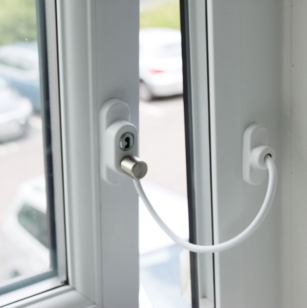 seguridad_infantil_en_ventanas