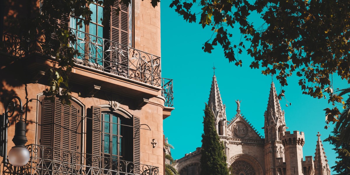 SUBVENCIONES-PARA-ACTUACIONES-DE-REHABILITACIÓN-Y-MEJORA-ENERGÉTICA-DE-EDIFICIOS-Y-VIVIENDAS-EN-BALEARES_01