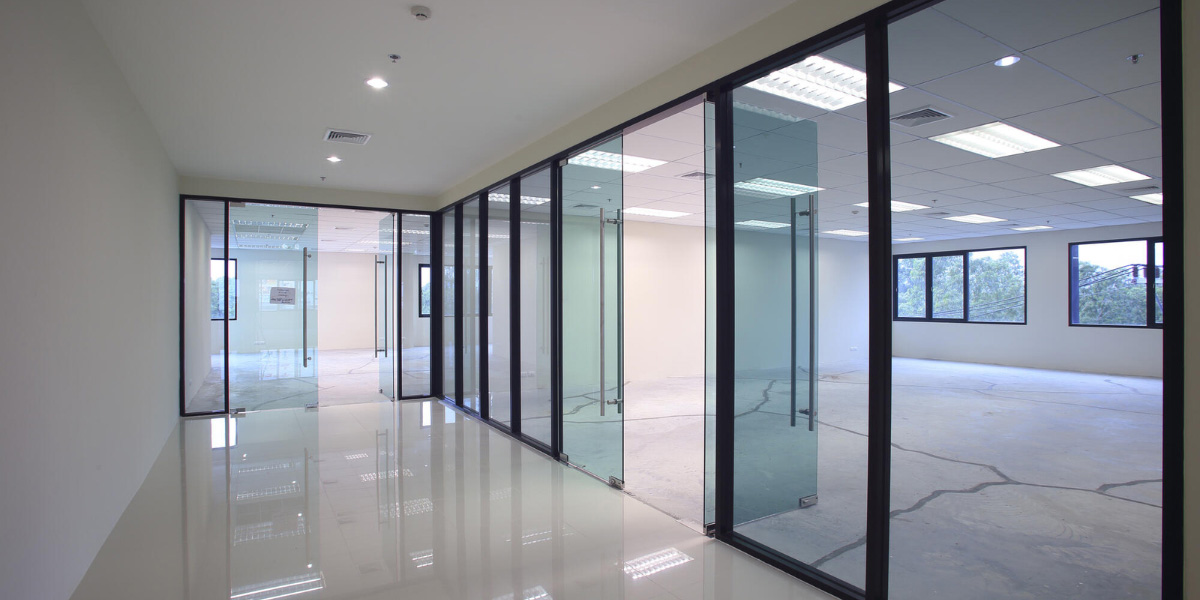 Imagen oficina puertas cristal Climalit